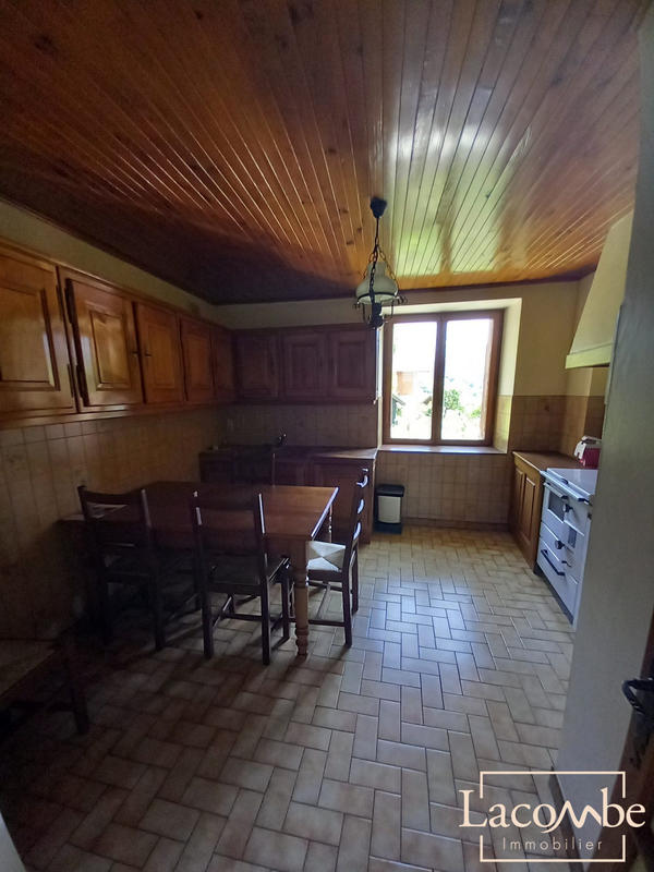 Maison ancienne - 110 m² - 4 pièces