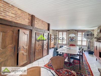 Maison de ville - 185 m² - 8 pièces