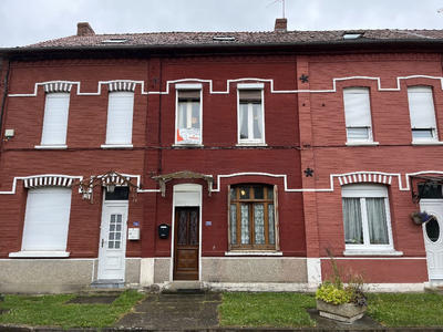 Maison - 55 m² - 5 pièces