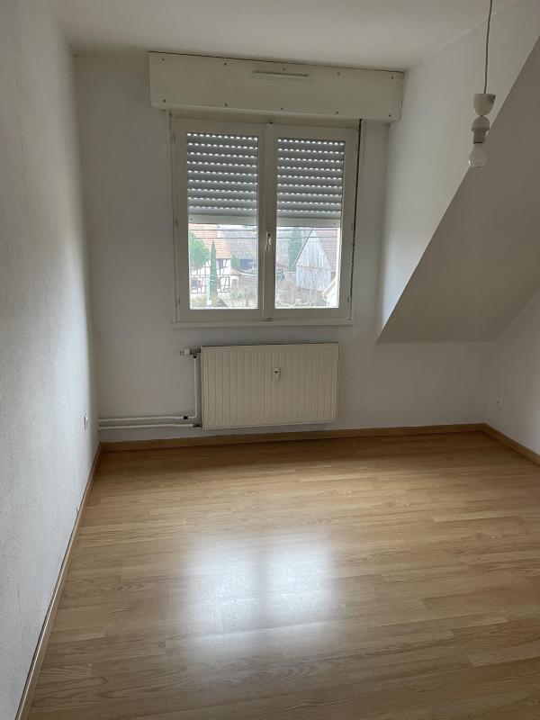 Appartement ancien - 74 m² - 3 pièces