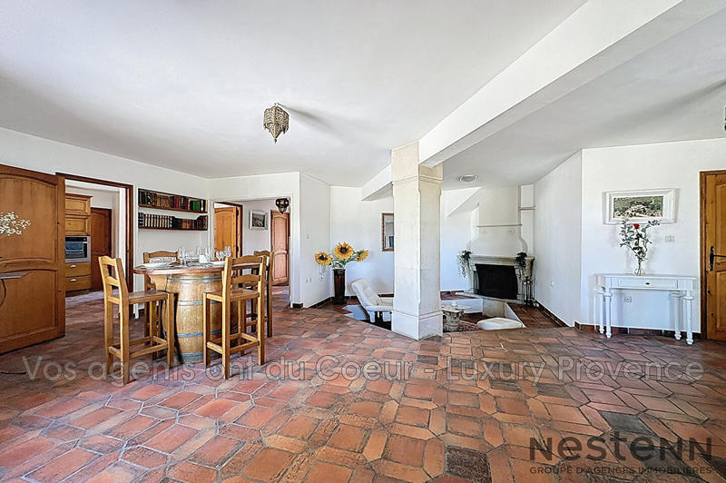 Villa - 158 m² - 6 pièces