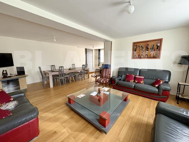 Maison ancienne - 199 m² - 7 pièces