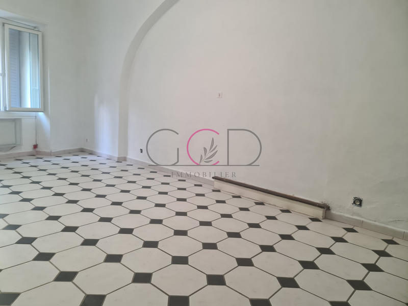 Local commercial - 36 m² - 2 pièces