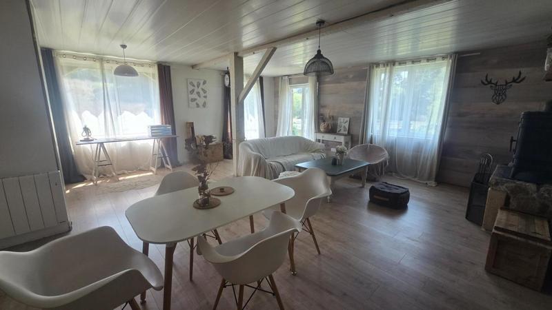 Maison - 135 m² - 6 pièces