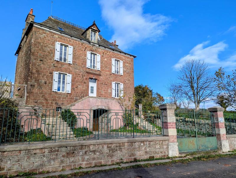 Maison de maîtres - 175 m² - 8 pièces