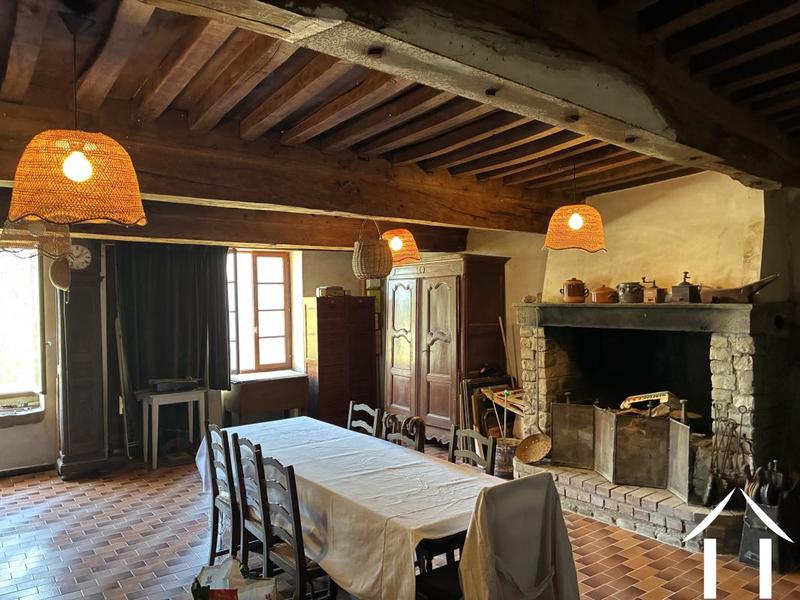 Maison - 300 m² - 12 pièces