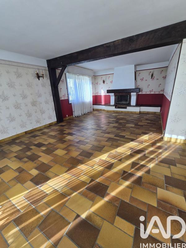 Maison - 210 m² - 10 pièces