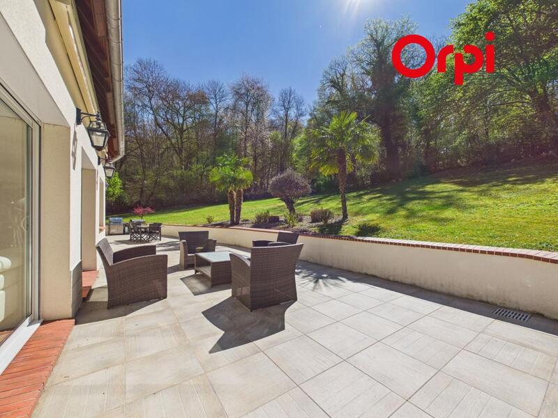 Maison - 175 m² - 6 pièces