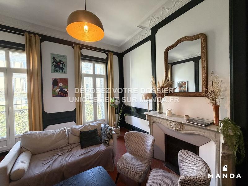 Chambre - 142 m² - 6 pièces