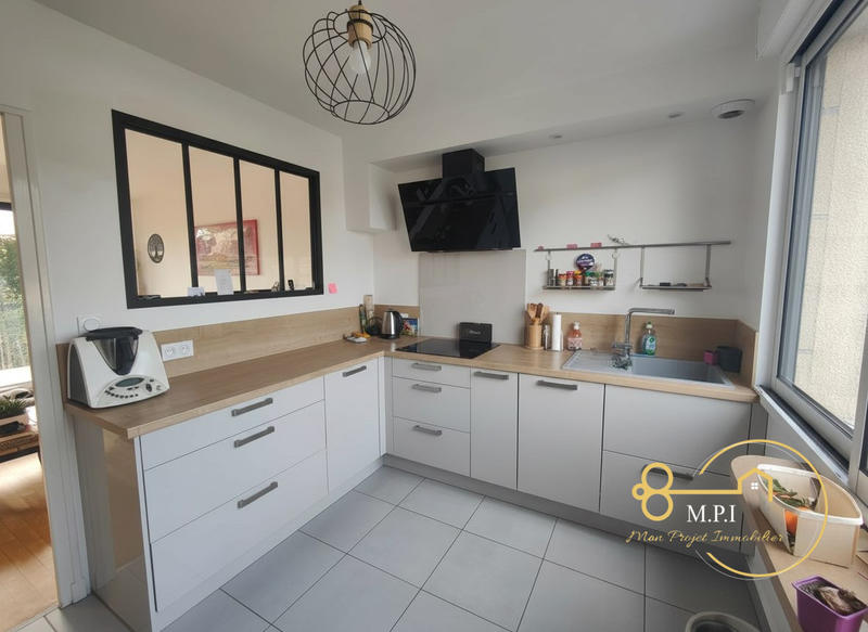 Maison - 89 m² - 5 pièces