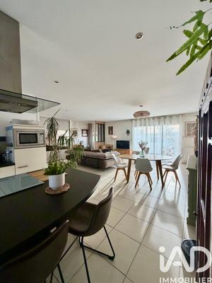 Maison - 110 m² - 5 pièces