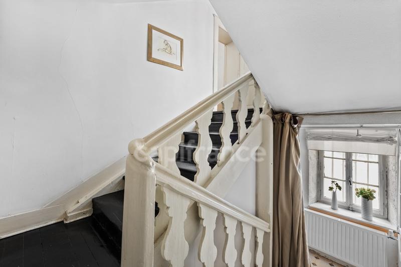 Maison de ville - 260 m² - 10 pièces