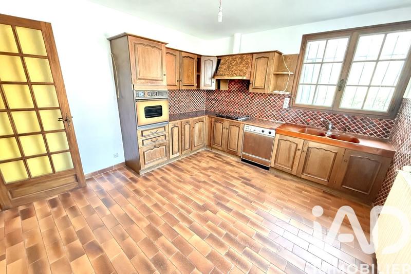 Maison - 122 m² - 7 pièces