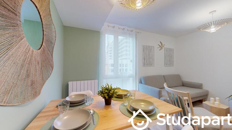 Chambre - 11 m² - 1 pièce