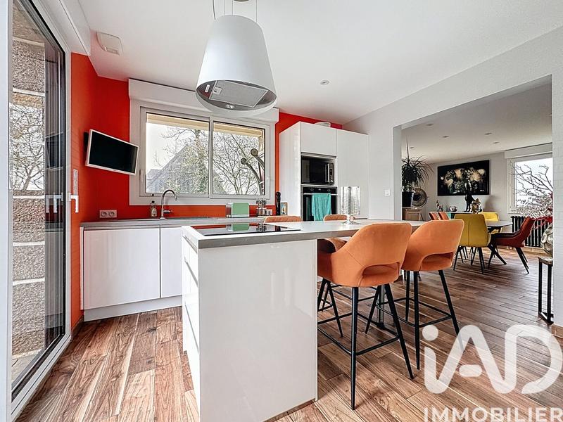 Maison - 188 m² - 7 pièces