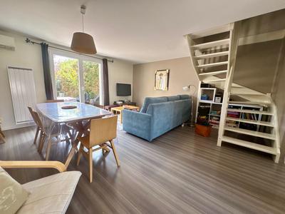 Maison - 86 m² - 4 pièces