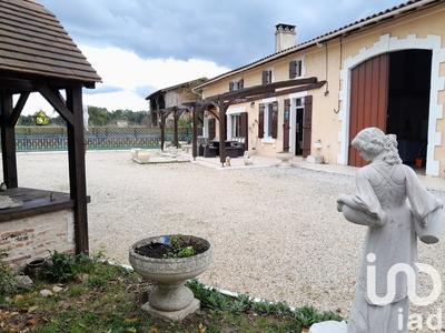 Maison - 190 m² - 8 pièces