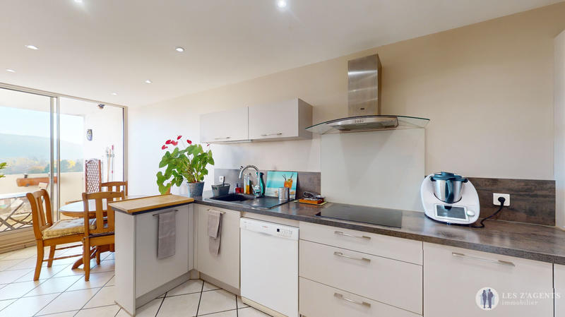 Appartement - 88 m² - 4 pièces