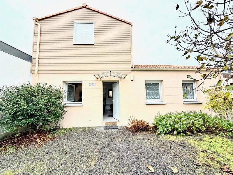 Maison - 100 m² - 6 pièces