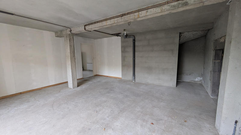 Maison - 99 m² - 7 pièces