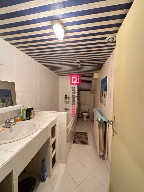 Maison - 190 m² - 5 pièces