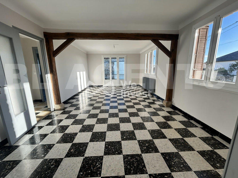 Maison - 110 m² - 4 pièces