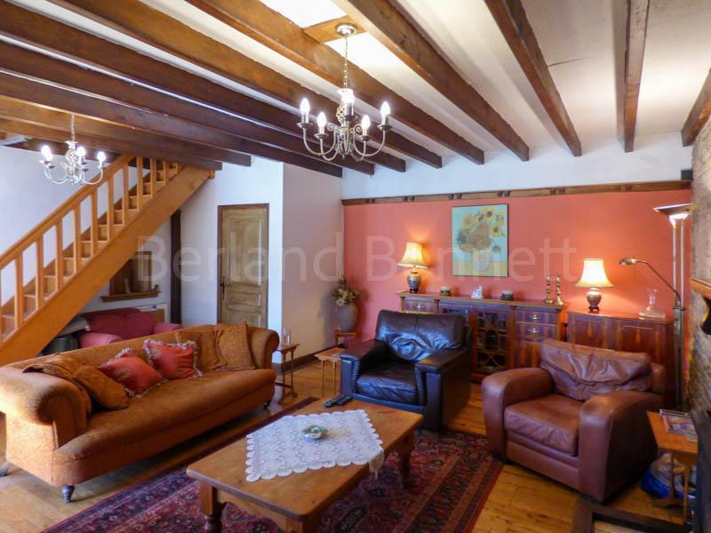 Maison en pierre - 224 m² - 9 pièces