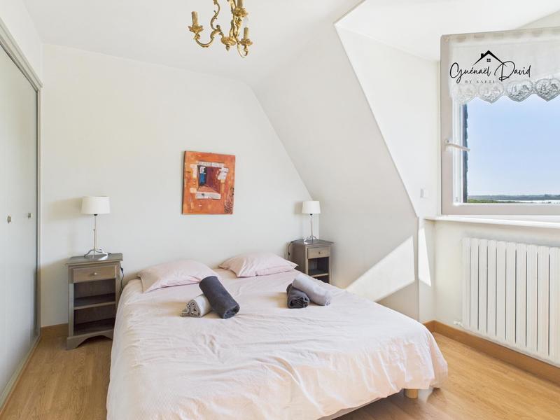 Villa - 214 m² - 9 pièces