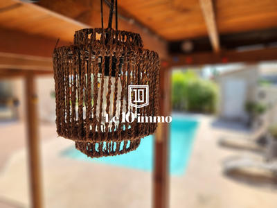 Maison - 180 m² - 7 pièces