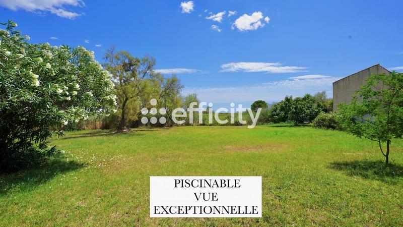 Maison - 181 m² - 7 pièces