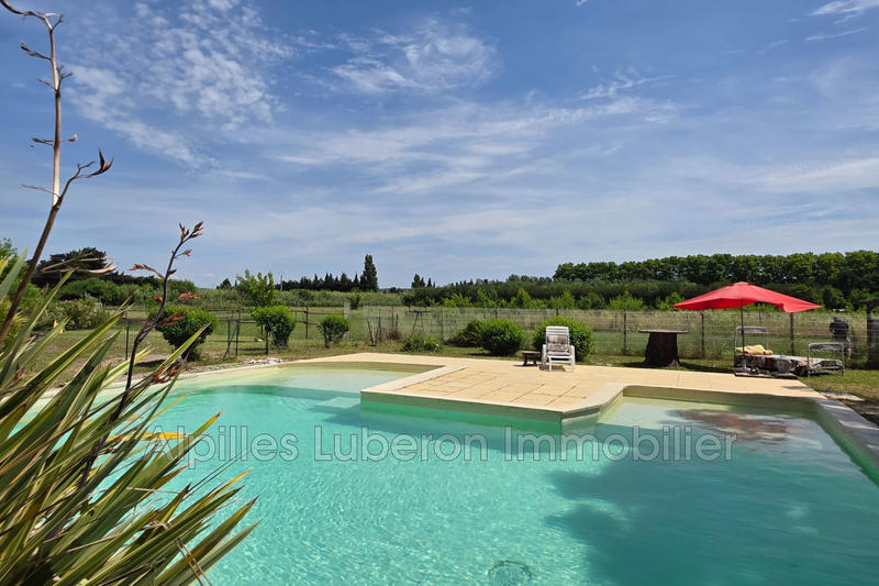 Maison - 250 m² - 5 pièces