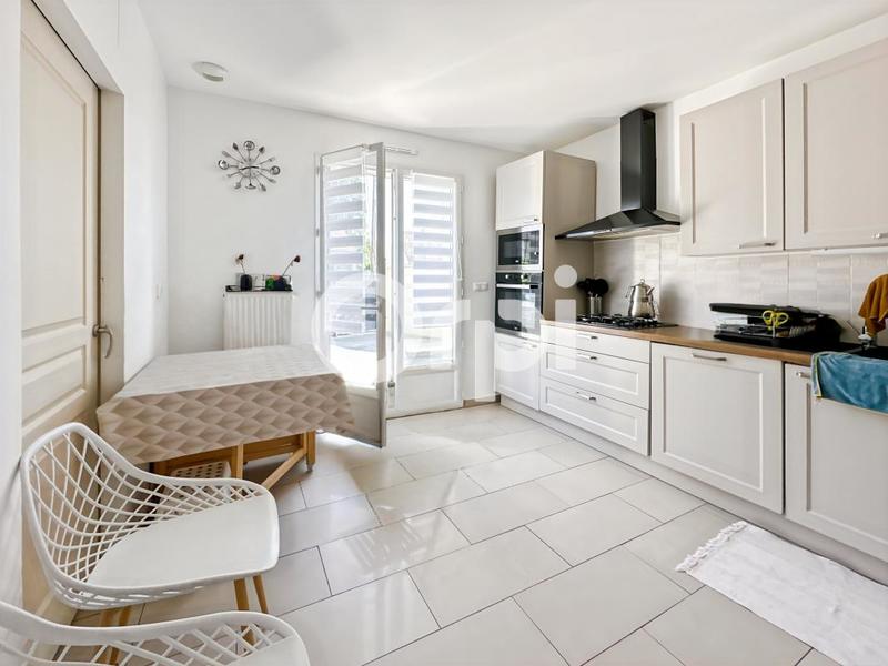 Maison - 186 m² - 7 pièces