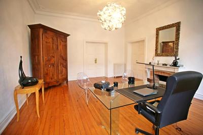 Maison de maîtres - 331 m² - 9 pièces