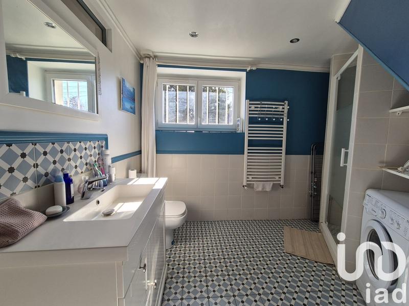 Maison - 265 m² - 10 pièces