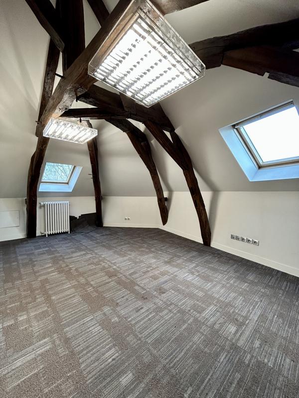 Maison - 195 m² - 8 pièces