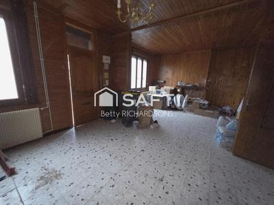 Maison - 130 m² - 8 pièces