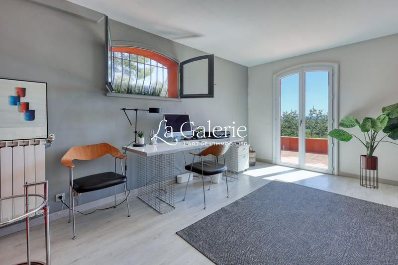 Villa - 160 m² - 5 pièces