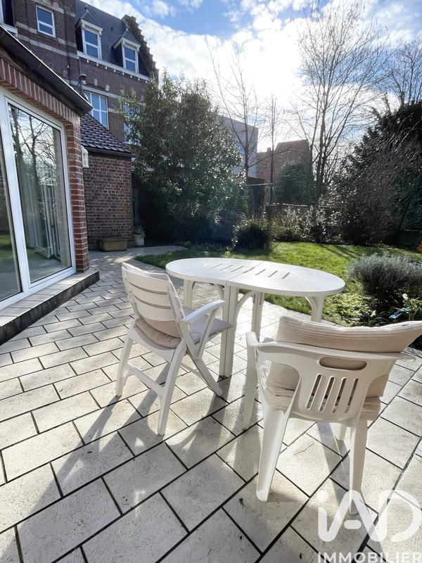 Maison - 206 m² - 10 pièces