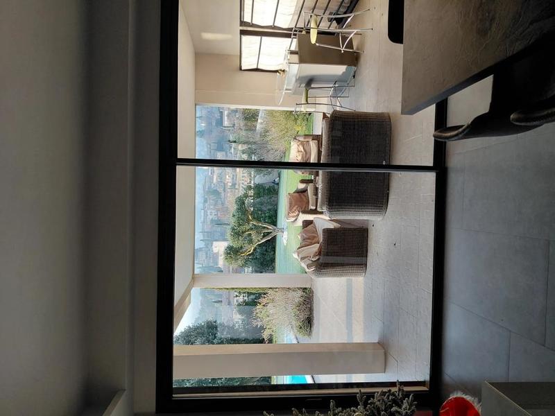 Maison - 200 m² - 7 pièces