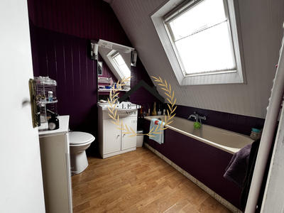 Maison traditionnelle - 91 m² - 4 pièces