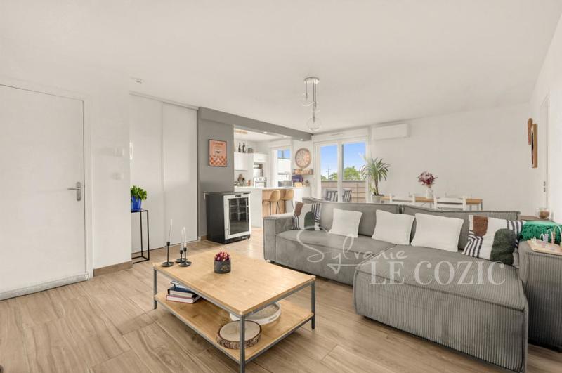 Appartement - 83 m² - 4 pièces