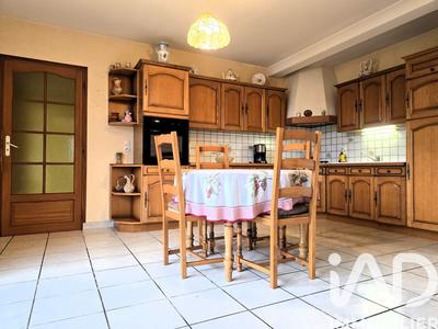 Maison - 98 m² - 4 pièces