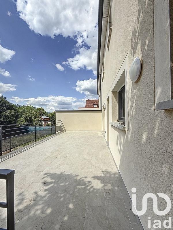 Maison - 150 m² - 6 pièces