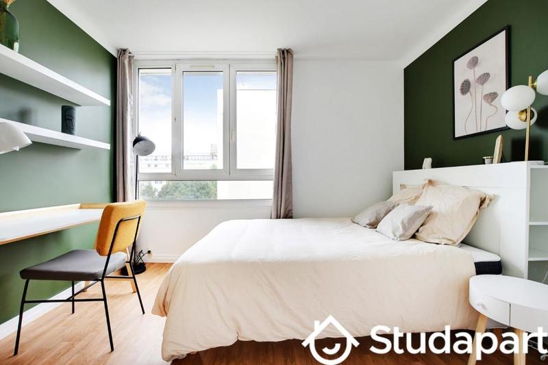 Chambre - 10 m² - 1 pièce