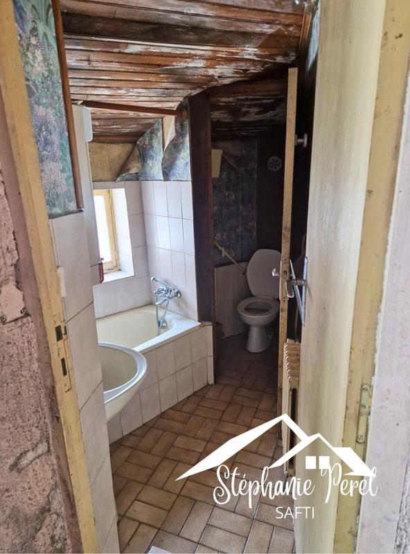 Maison - 105 m² - 7 pièces