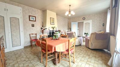 Maison - 106 m² - 6 pièces