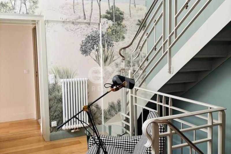 Appartement - 155 m² - 4 pièces