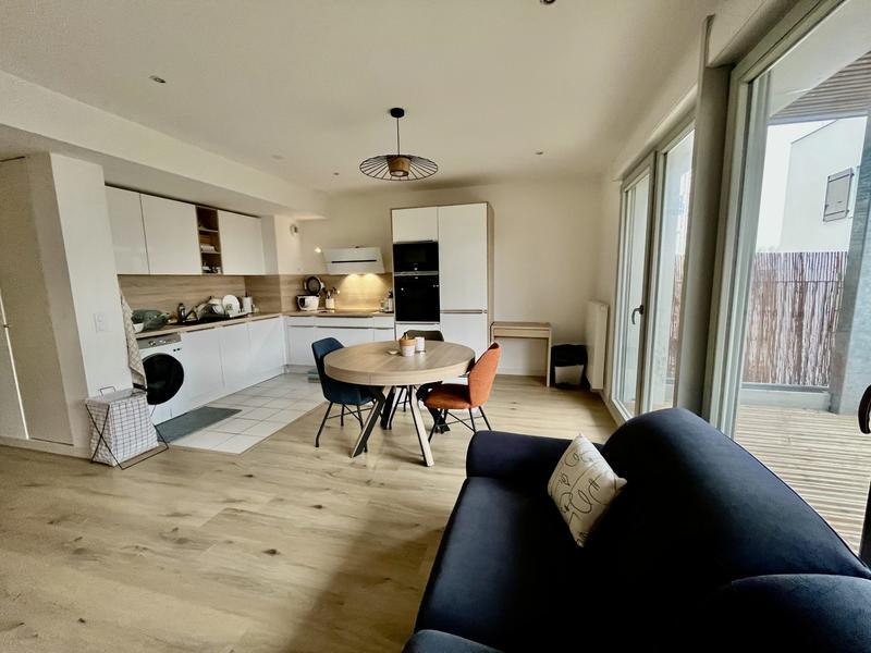 Appartement - 76 m² - 4 pièces