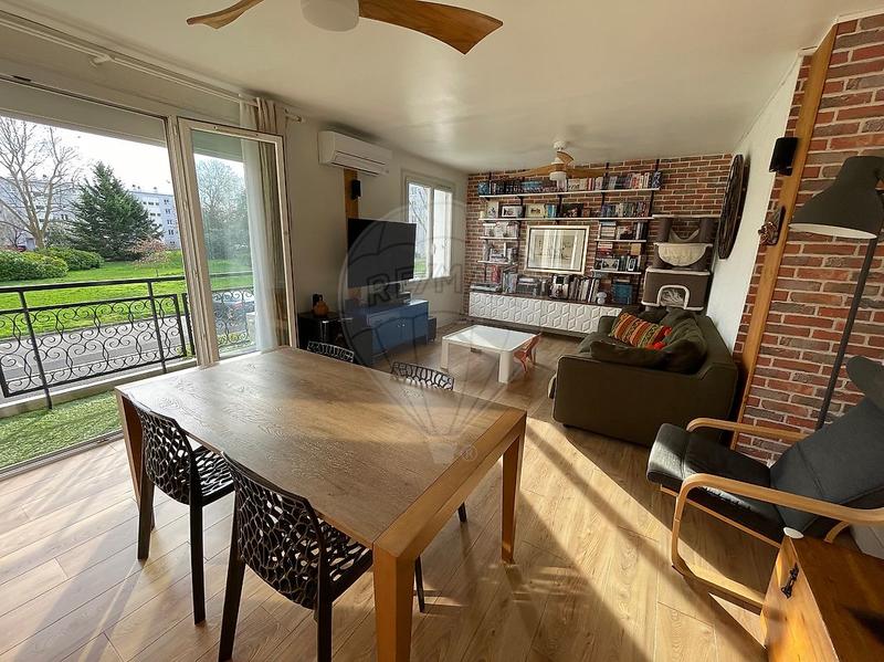 Appartement - 66 m² - 3 pièces