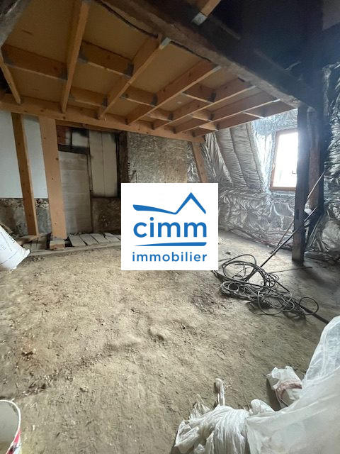 Maison traditionnelle - 130 m² - 6 pièces